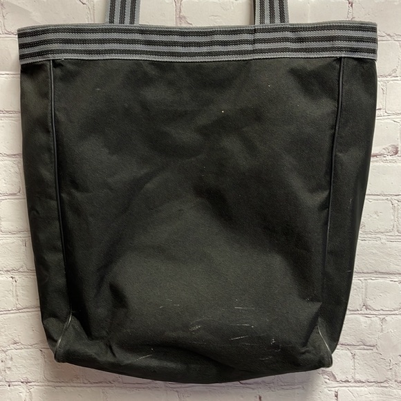 Womens Adidas workout tote bag - Picture 9 of 14